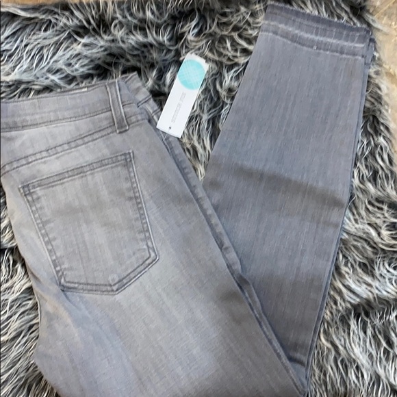 Pistola Ives distressed released hem skinnies - Picture 2 of 3